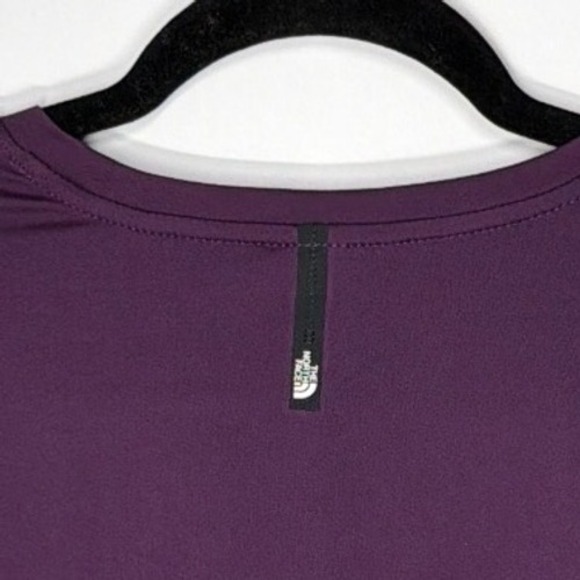 The North Face Dune Sky Short Sleeve Top Women's (see measurements) - Picture 7 of 8